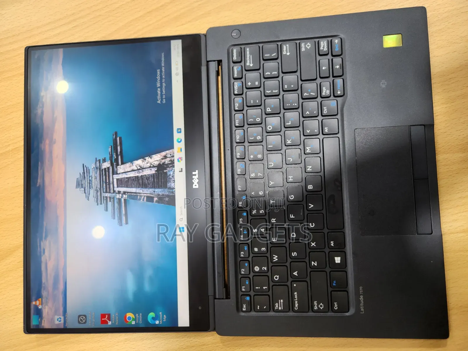 New Laptop Dell Latitude 13 7370 8GB Intel Core i7 SSD 256GB
