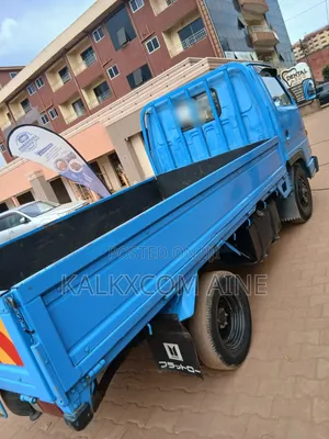 Isuzu Elf250