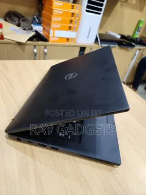 New Laptop Dell Latitude 7390 8GB Intel Core i5 SSD 256GB