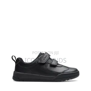 Clarks - Kick Pace K - Black Leather - School Shoes