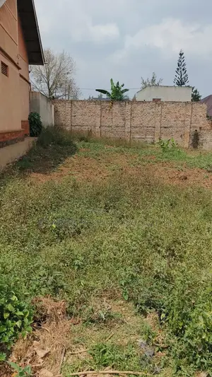 Land for Sale – Seeta, Kigunga