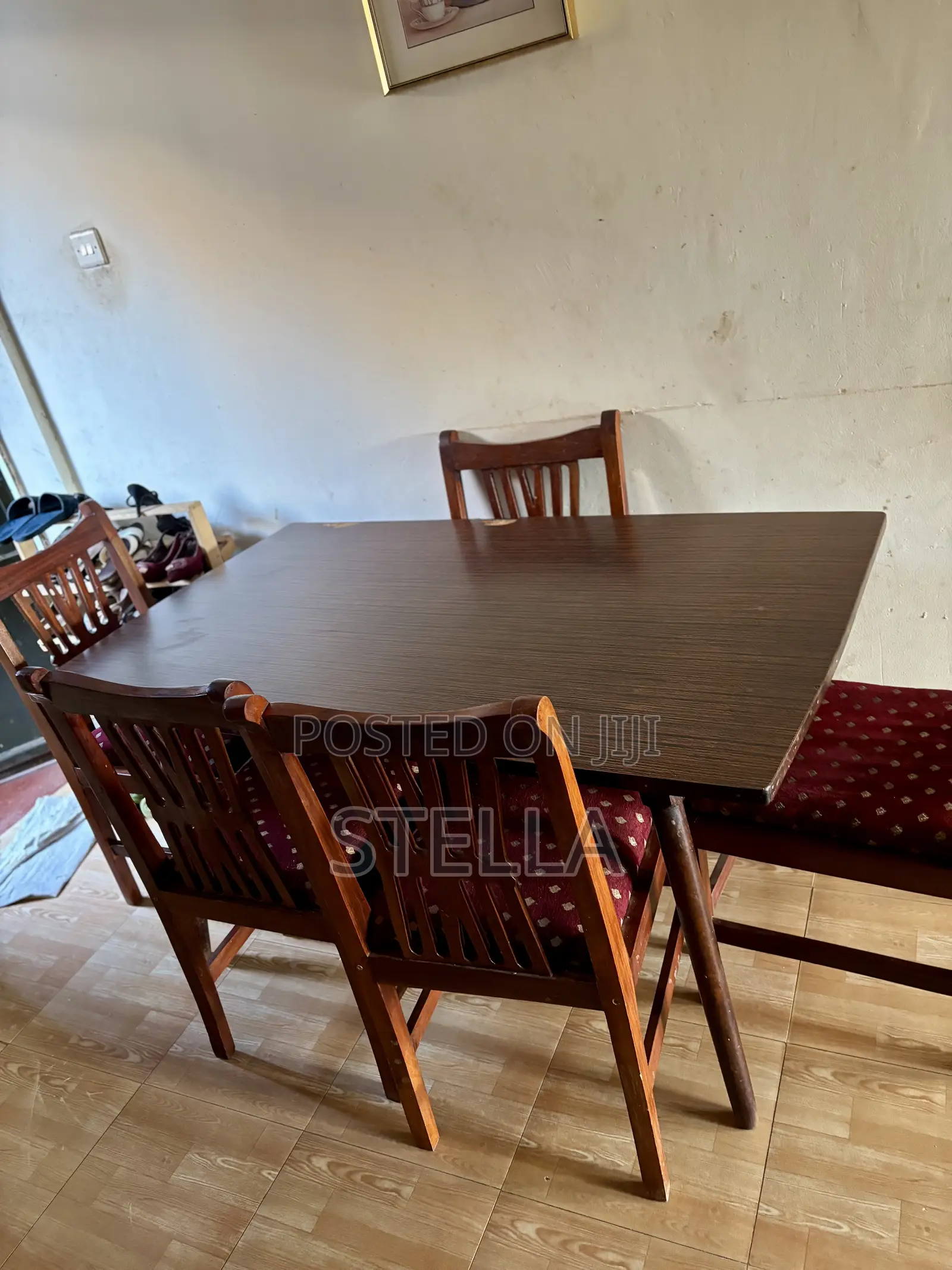 Dining Table With 5 Chairs