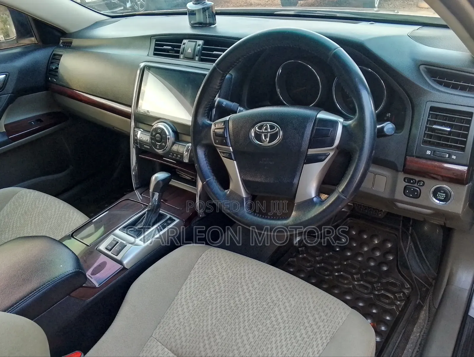 Toyota Mark X 2010 Gray