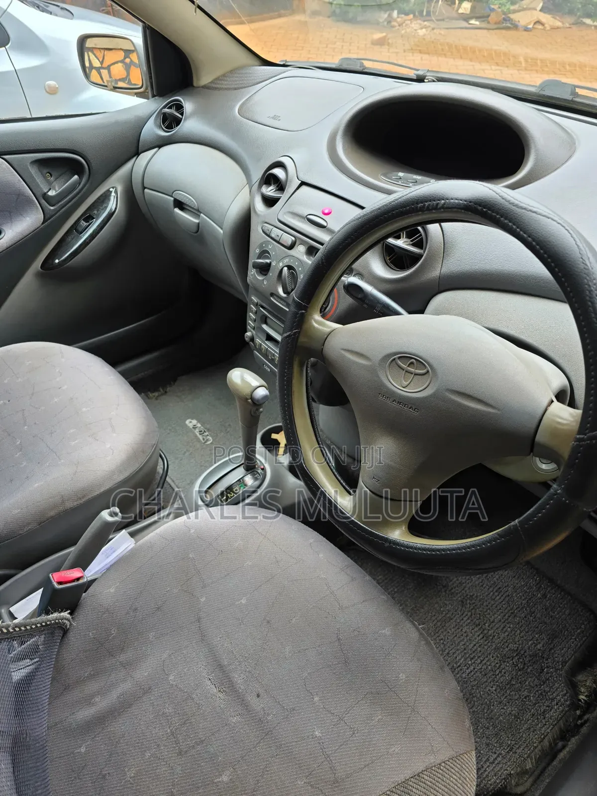 Toyota Vitz 2004 Gray