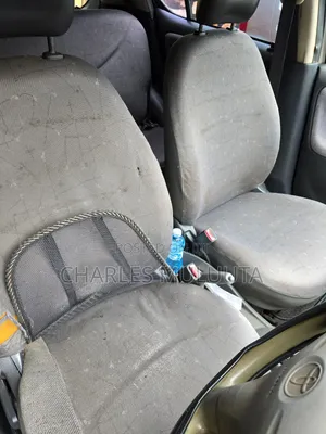 Toyota Vitz 2004 Gray