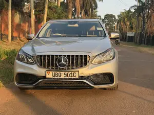 Mercedes-Benz E300 2014 Silver