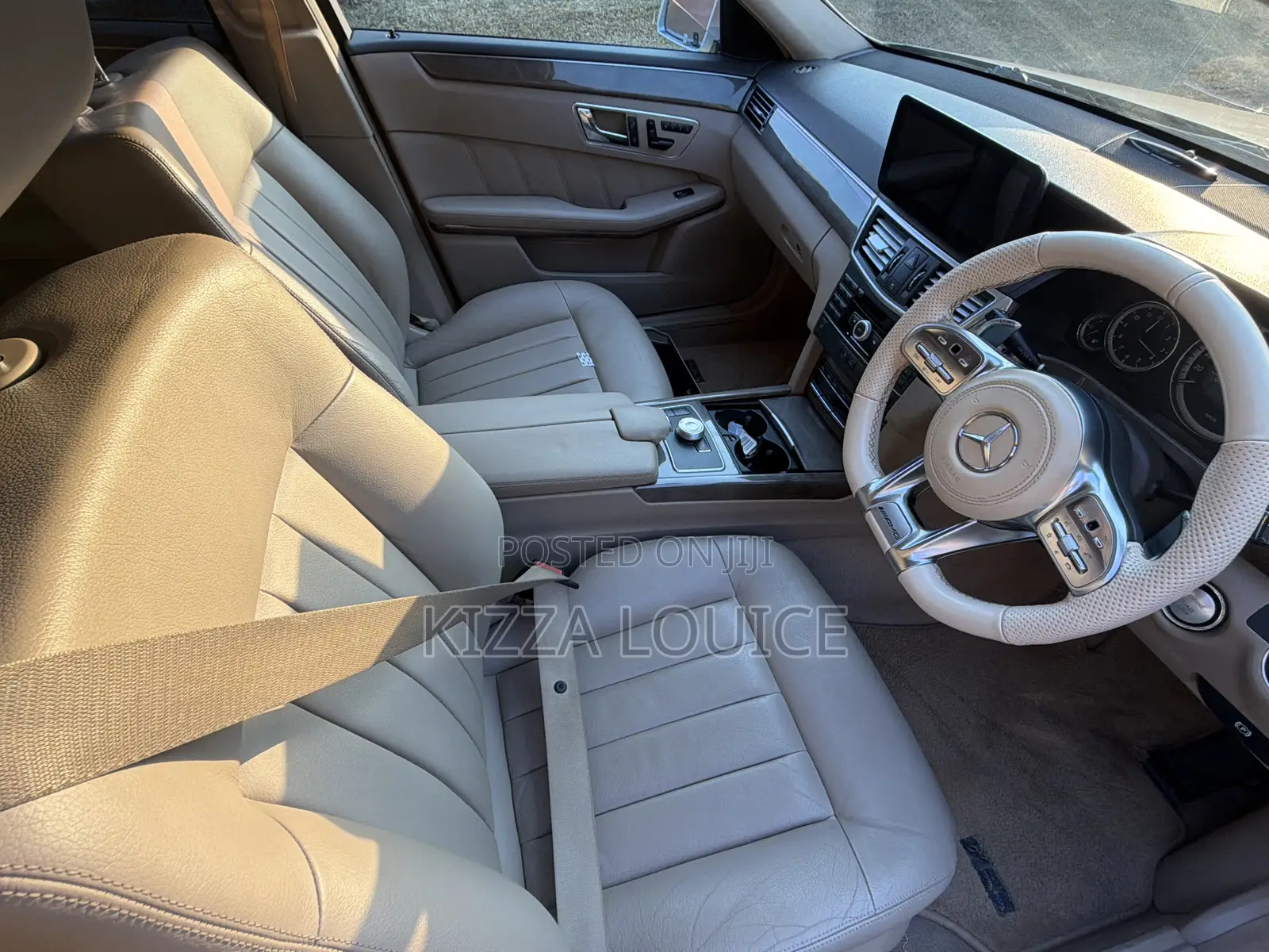 Mercedes-Benz E300 2014 Silver