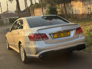 Mercedes-Benz E300 2014 Silver