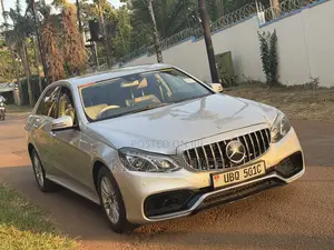Mercedes-Benz E300 2014 Silver
