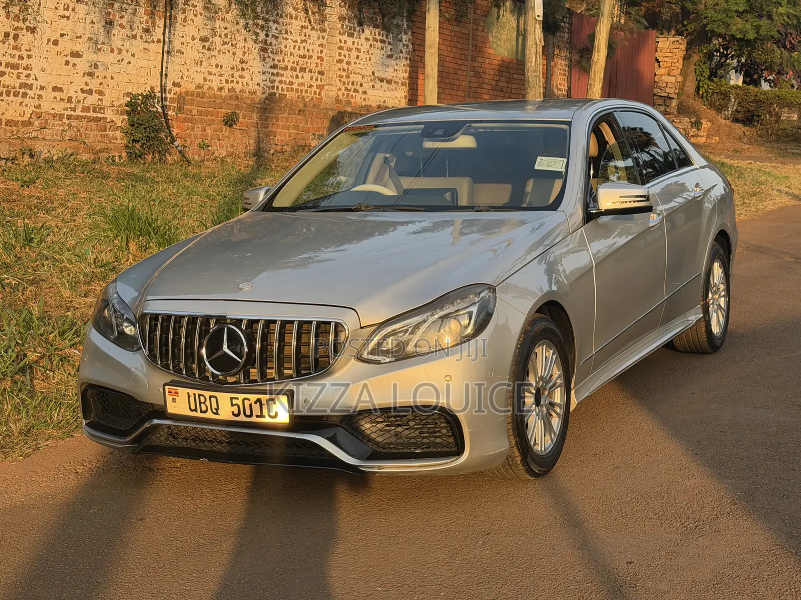 Mercedes-Benz E300 2014 Silver