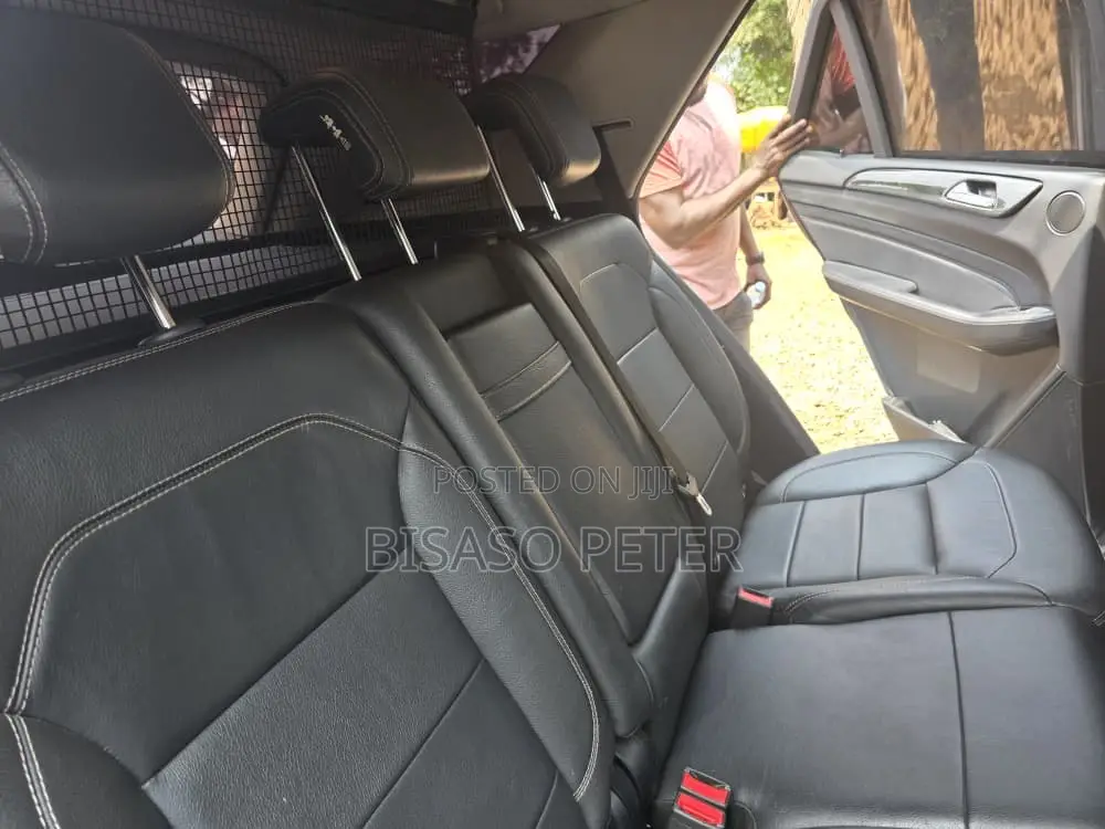 Mercedes-Benz M Class ML350 4dr SUV (3.5L 6cyl 7A) 2015 Gray