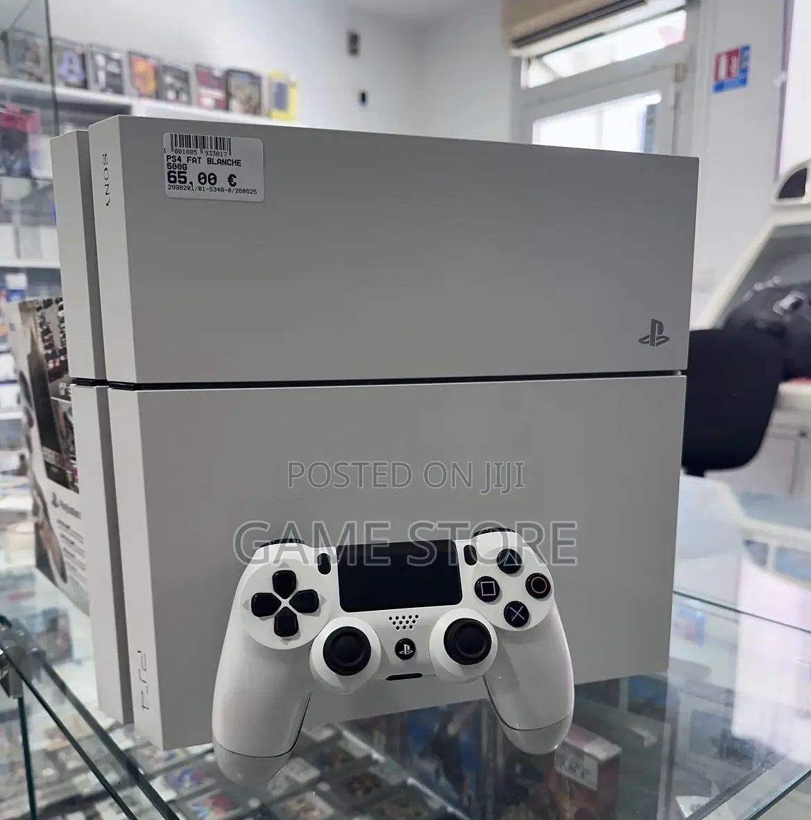 PS4 Standard With 12 Games, 2pads. Serious Fun for Your Free Time.