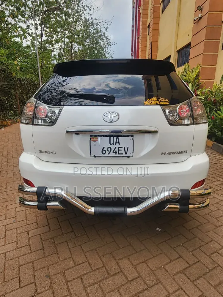 Toyota Harrier 2008 White