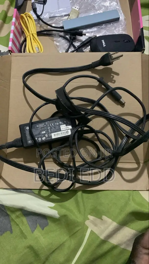 65W HP Smart AC Power Adapter