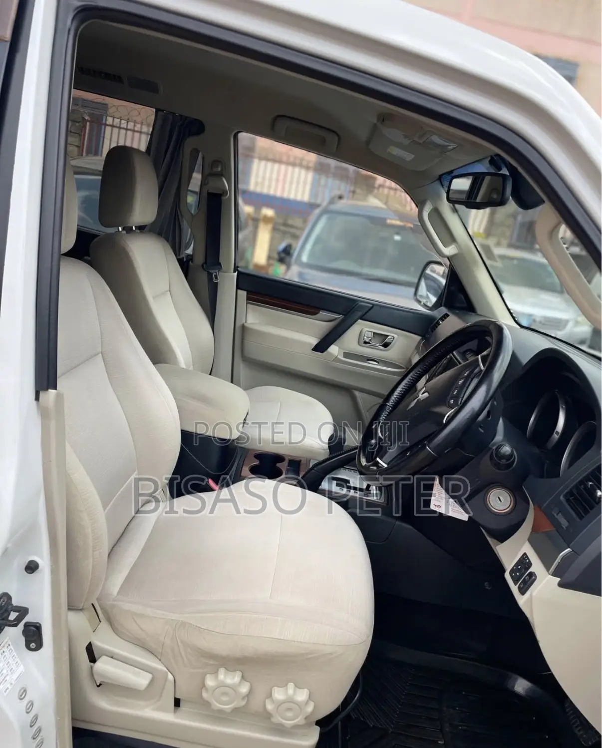 Mitsubishi Pajero 3.2 Di-Dc GLS 2011 White