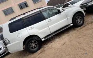 Mitsubishi Pajero 3.2 Di-Dc GLS 2011 White