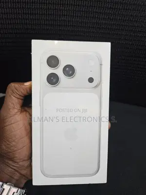 New Apple iPhone 17 Pro Max 512 GB Silver