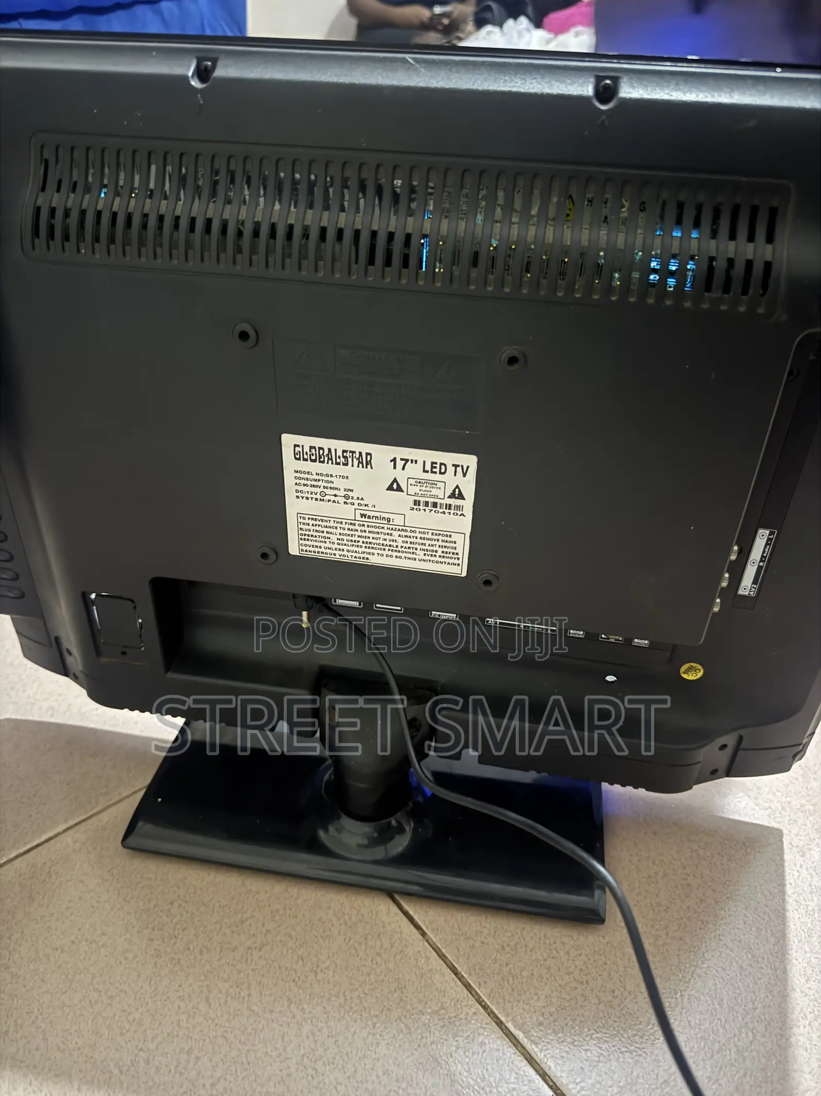 Global Star TV 17’’ Inch