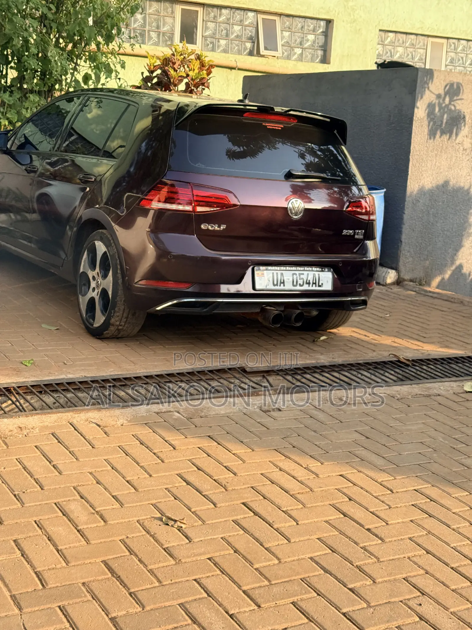 Volkswagen Golf TSI S 4-Door FWD 2017 Maroon