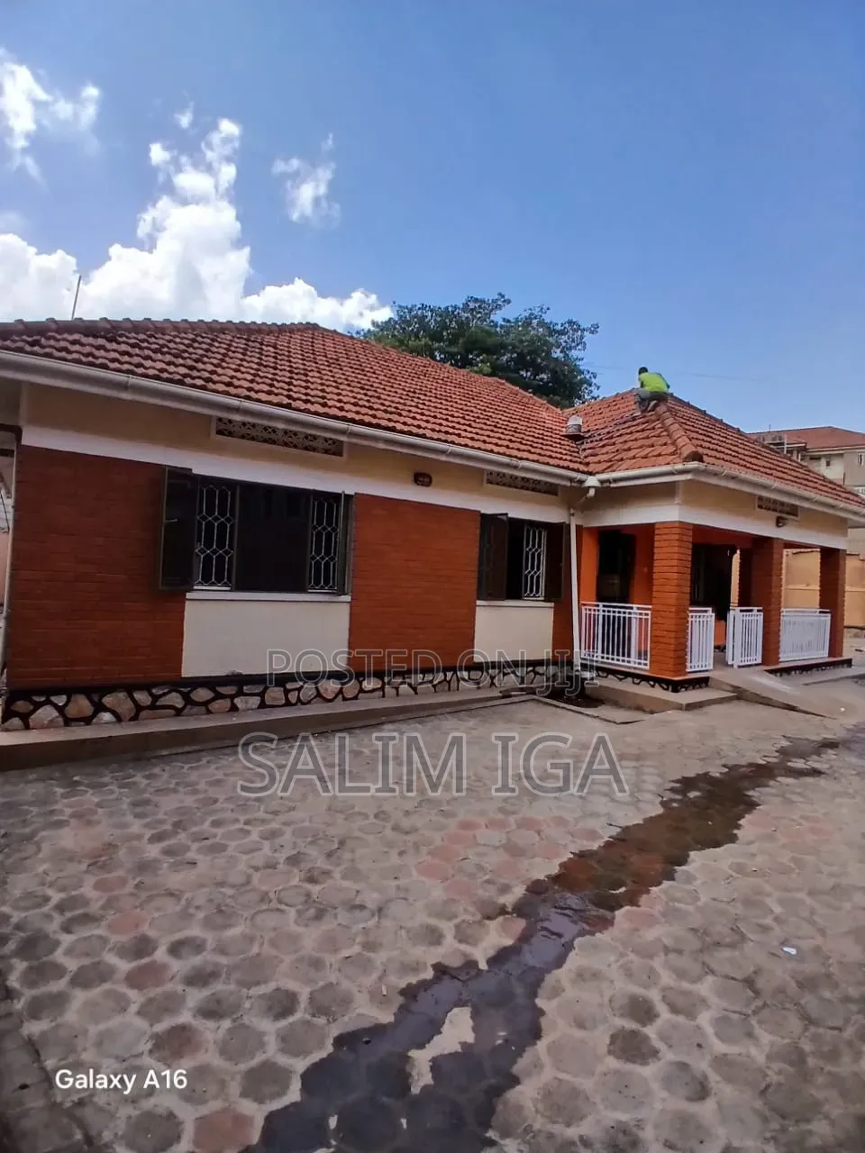 4bdrm Bungalow in Kololo Property, Central Division for rent