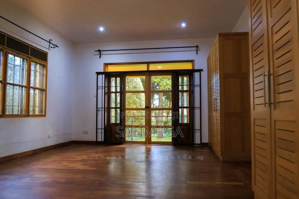 4bdrm Bungalow in Kololo Property, Central Division for rent