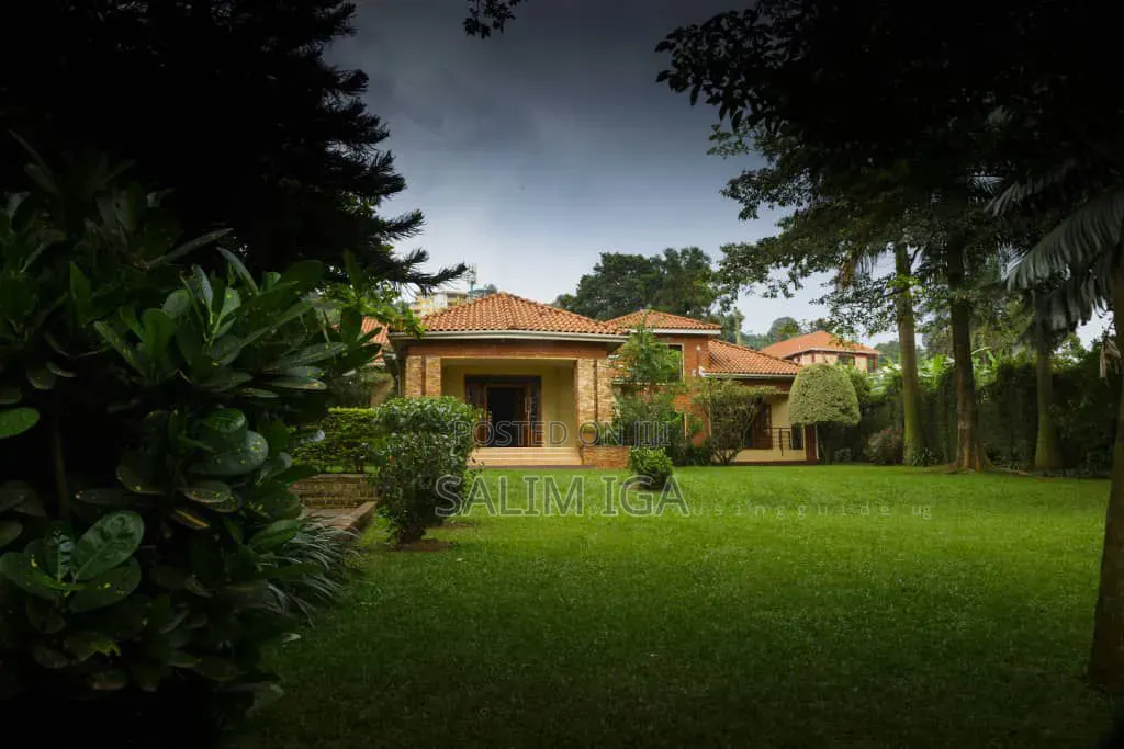 4bdrm Bungalow in Kololo Property, Central Division for rent