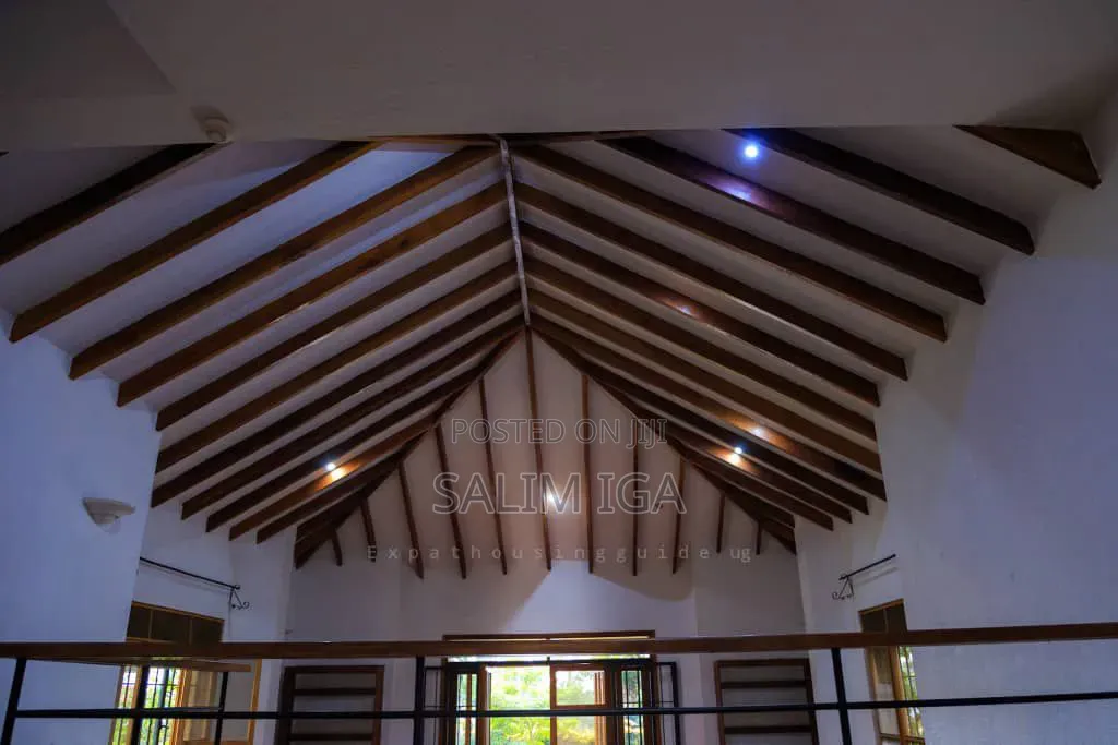 4bdrm Bungalow in Kololo Property, Central Division for rent