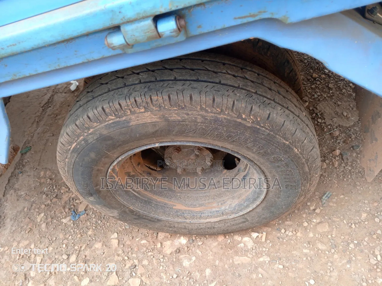 Isuzu Long Small Tyre