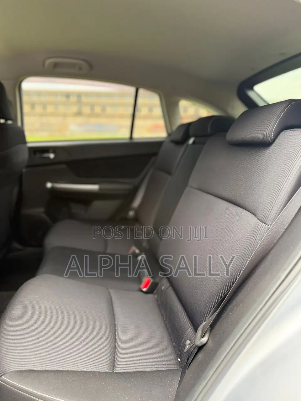 Subaru Impreza 2.0i Premium PZEV 4dr Hatchback AWD (2.0L 4cyl CVT) 2015