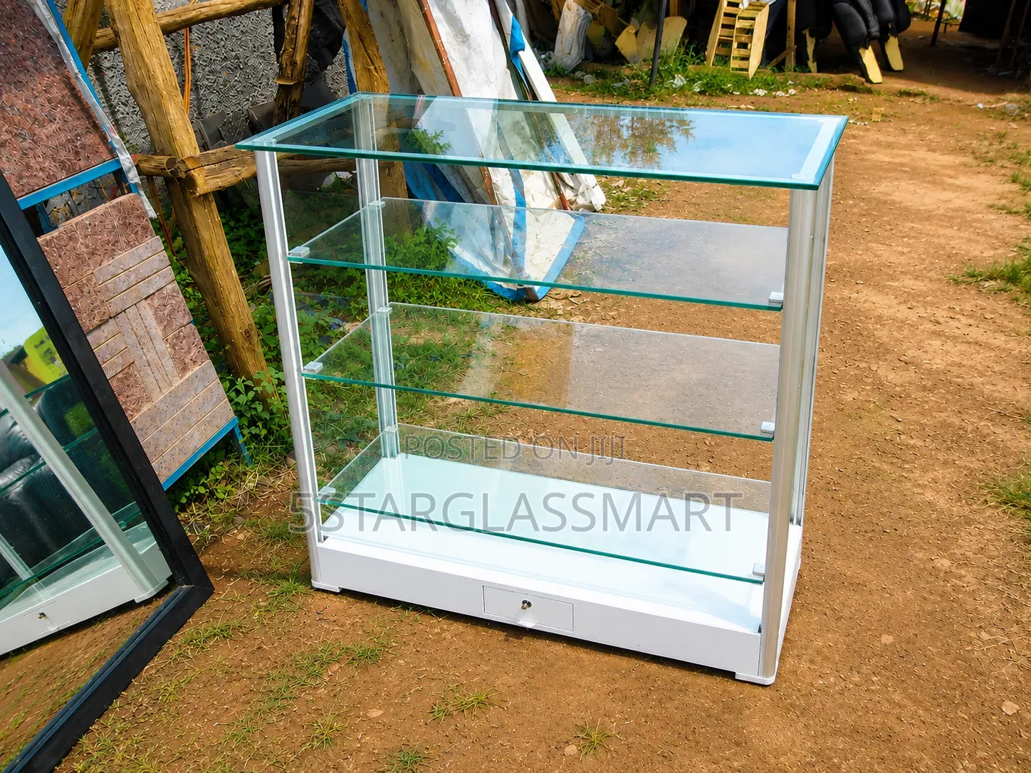 Showcase or Display