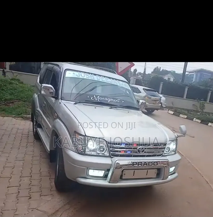 Toyota Land Cruiser Prado 2001 Silver