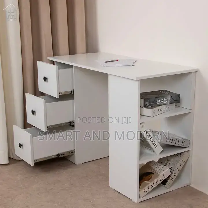 OFFICE TABLE/76Office Table/ Office DeskChassisKampala