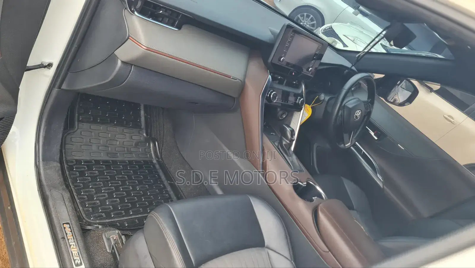 Toyota Harrier 2021 White