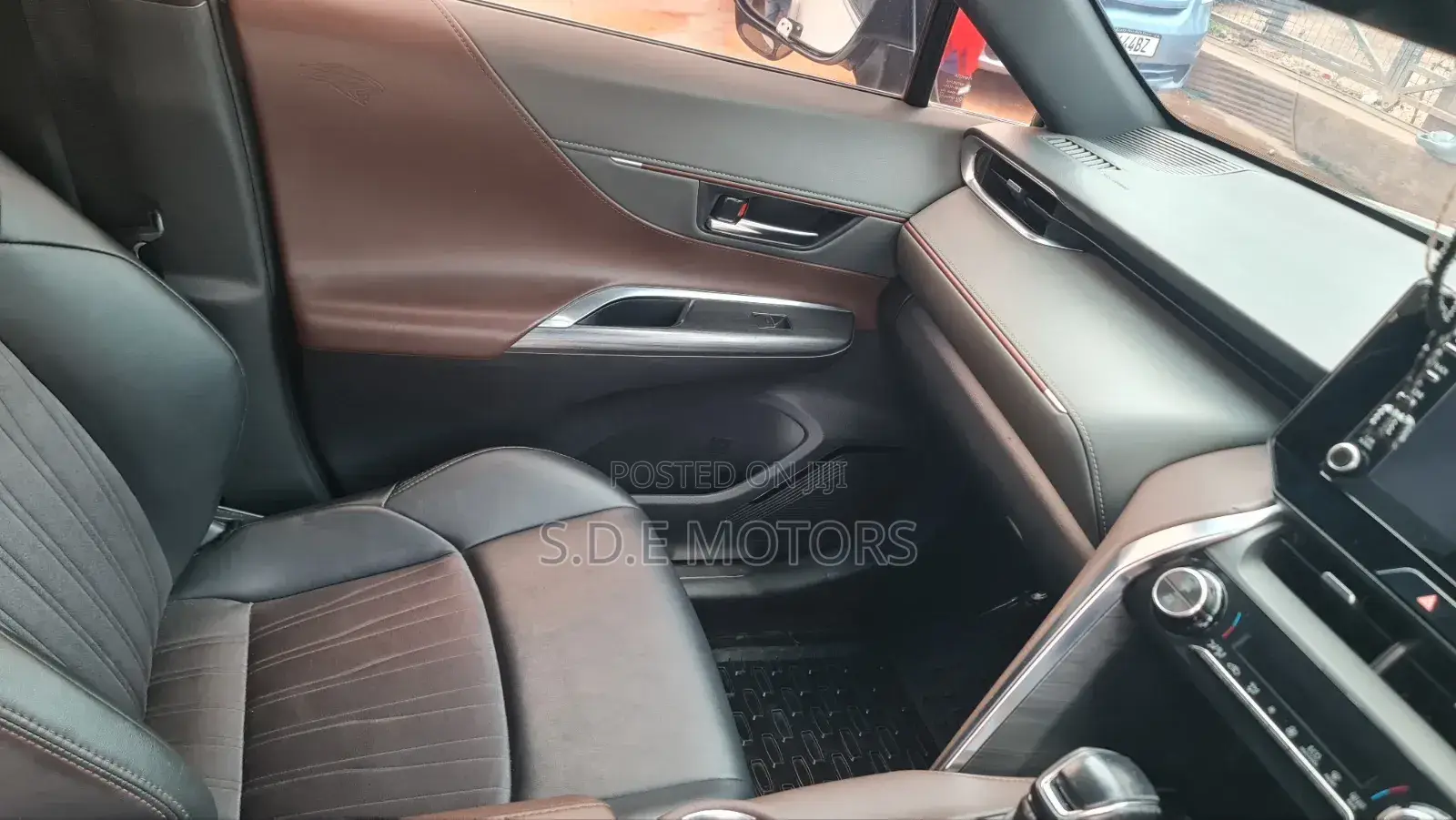 Toyota Harrier 2021 White