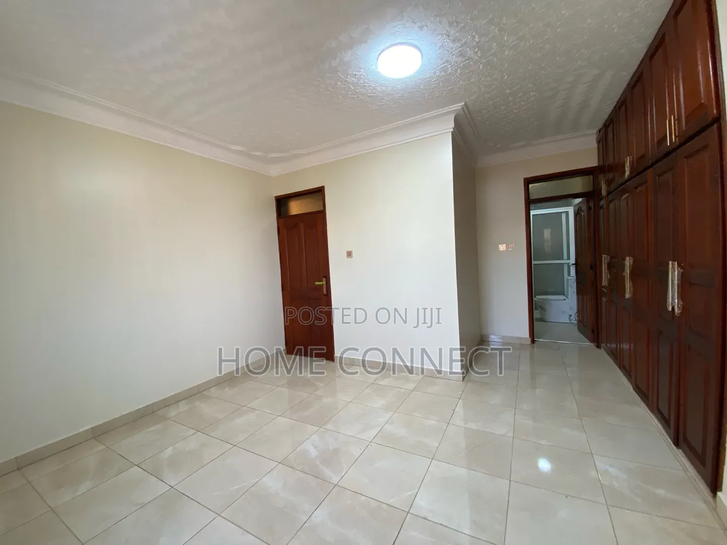 3bdrm Apartment in Kansanga, Central Division for rent
