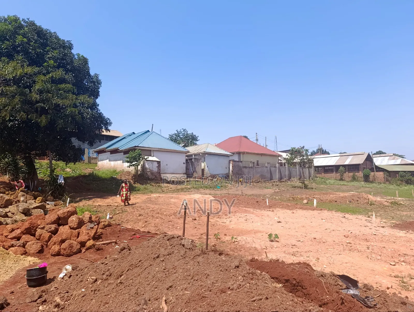 40/20ft Ndejje Kanaba