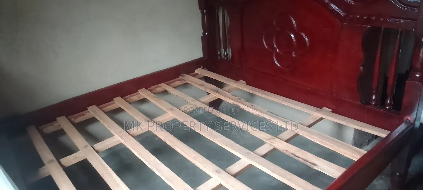Slightly Used 5x6 Mahogany Bed in Matugga Kavule