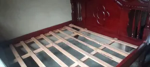 Slightly Used 5x6 Mahogany Bed in Matugga Kavule