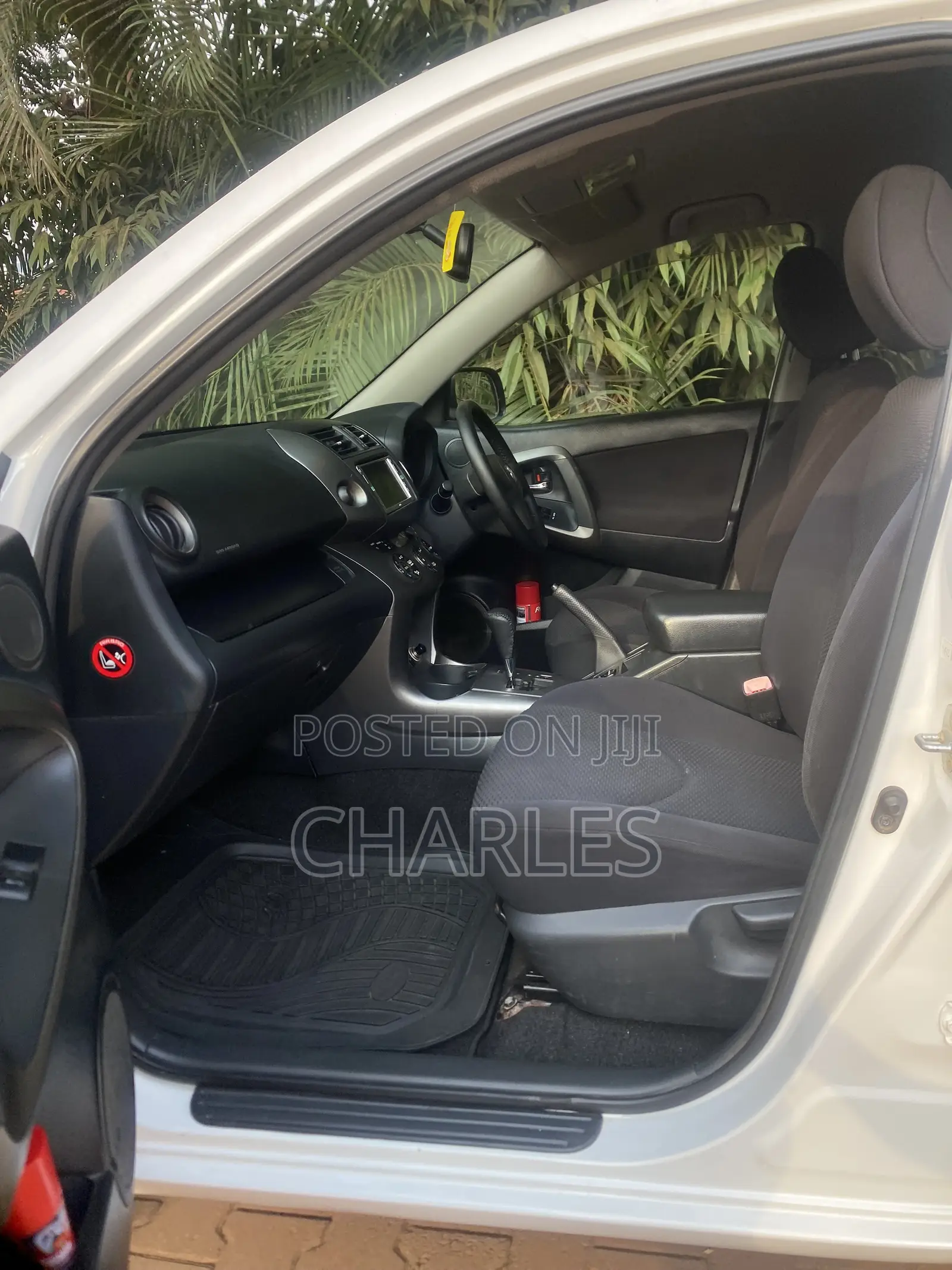 Toyota RAV4 2009 White