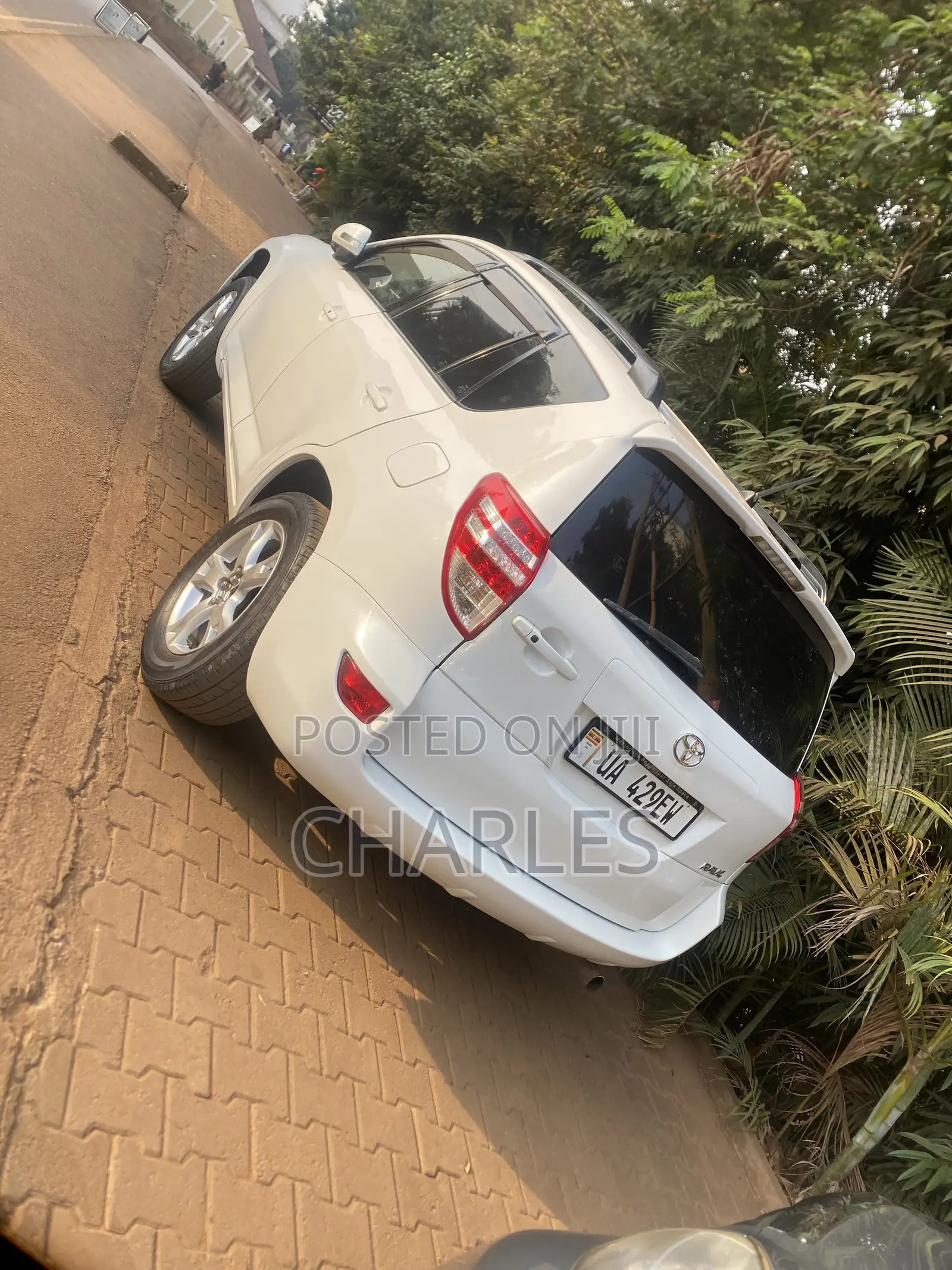 Toyota RAV4 2009 White