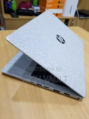 New Laptop HP ProBook MT31 8GB Intel Core i5 SSD 256GB