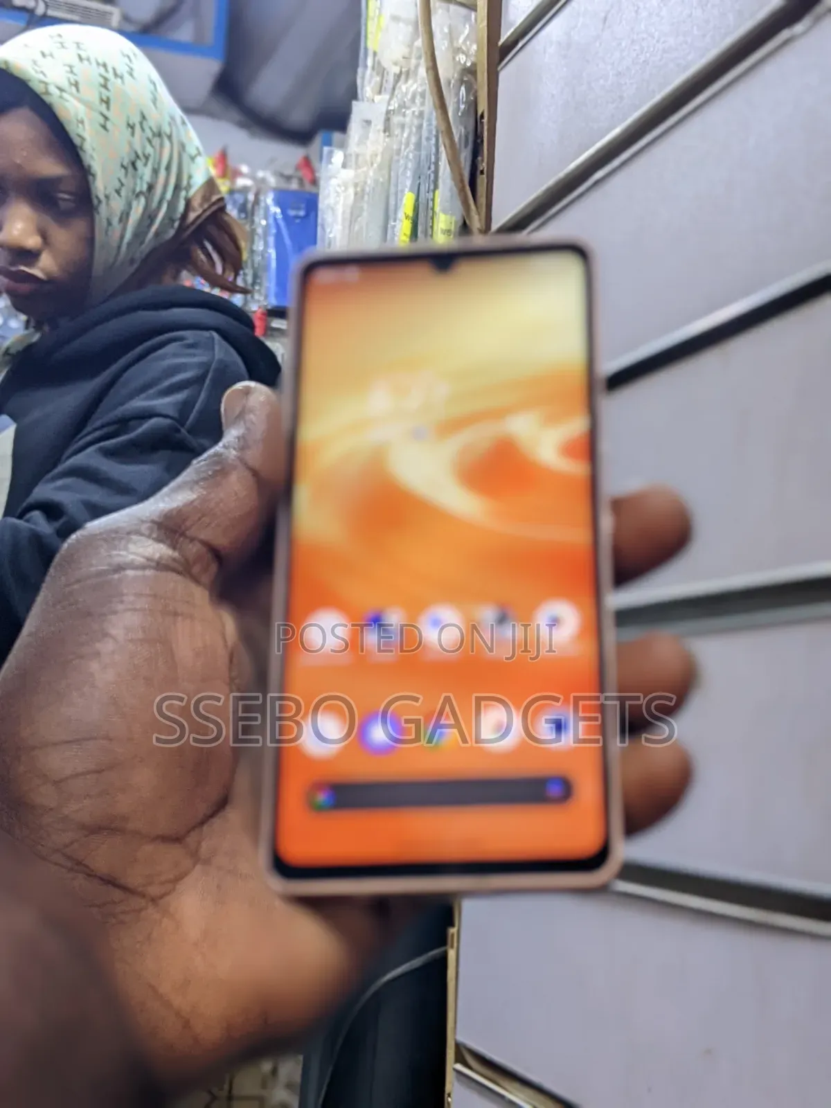 Sharp Aquos Sense6 64 GB Bronze