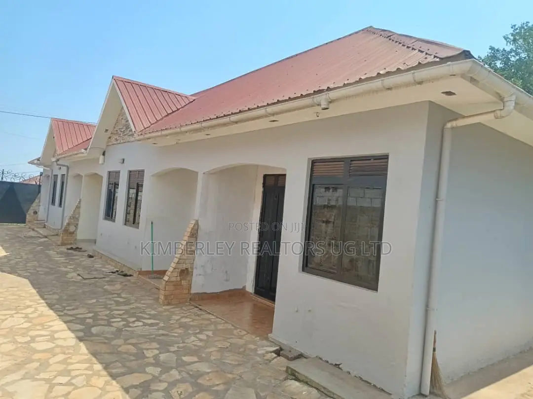 2bdrm Duplex in Nama for sale