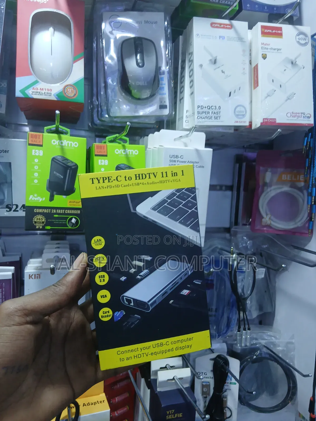 Type-C to HDTv and USB 11 in 1 Adapter