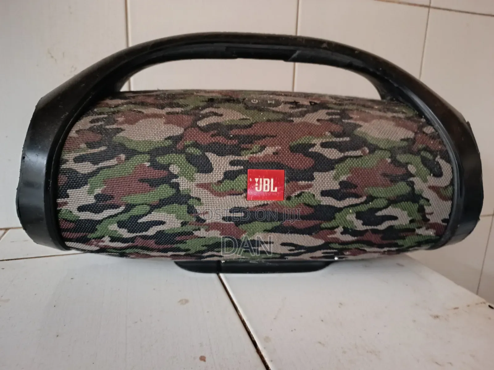 JBL Boombox