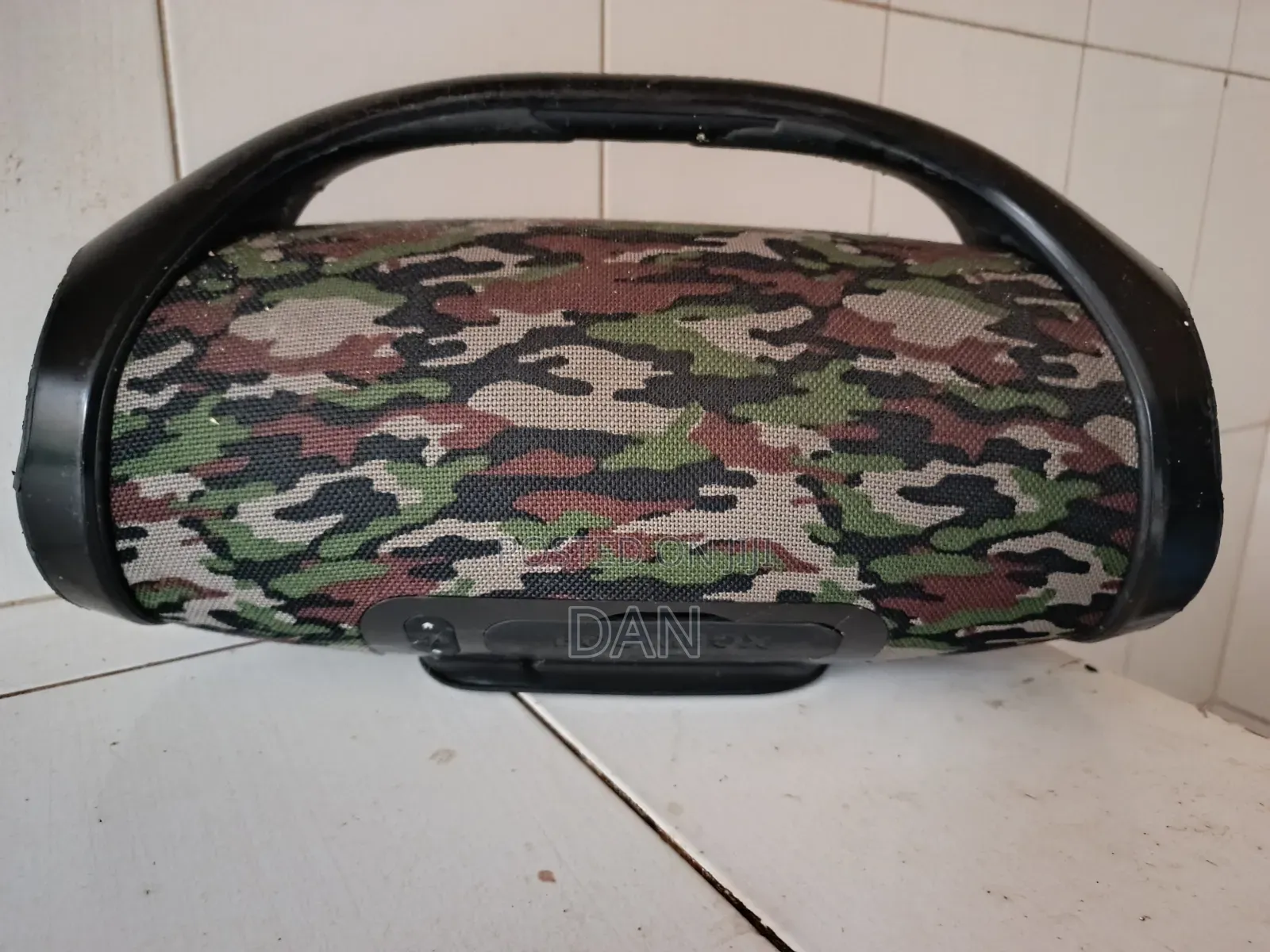JBL Boombox