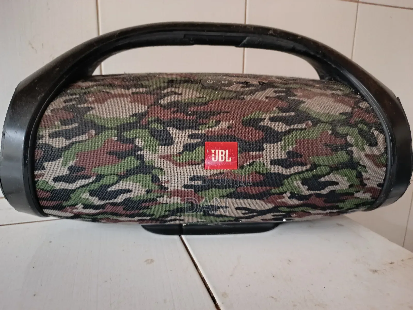 JBL Boombox
