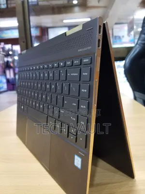 New Laptop HP Spectre X360 13 16GB Intel Core i7 SSD 256GB
