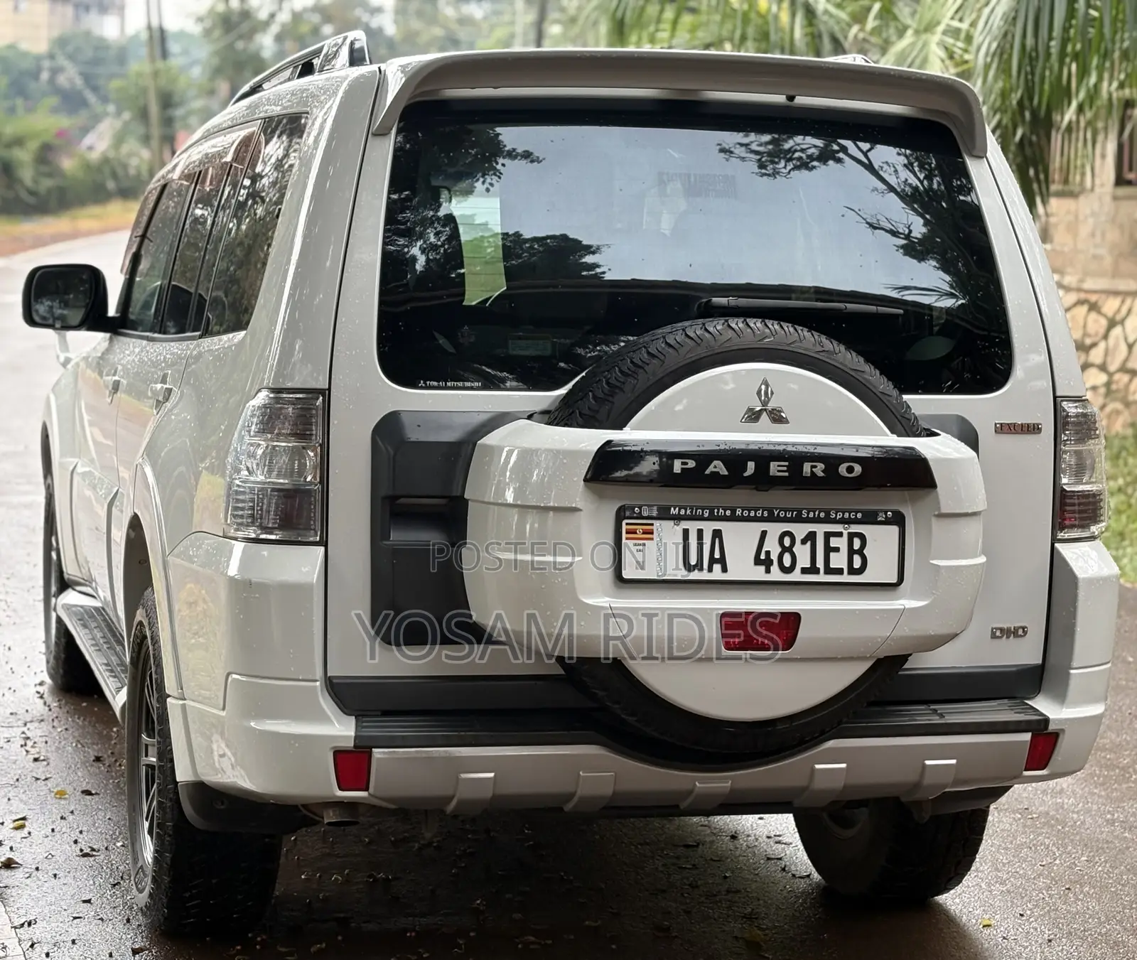 Mitsubishi Pajero 3.2 Di-Dc GLS 2012 White