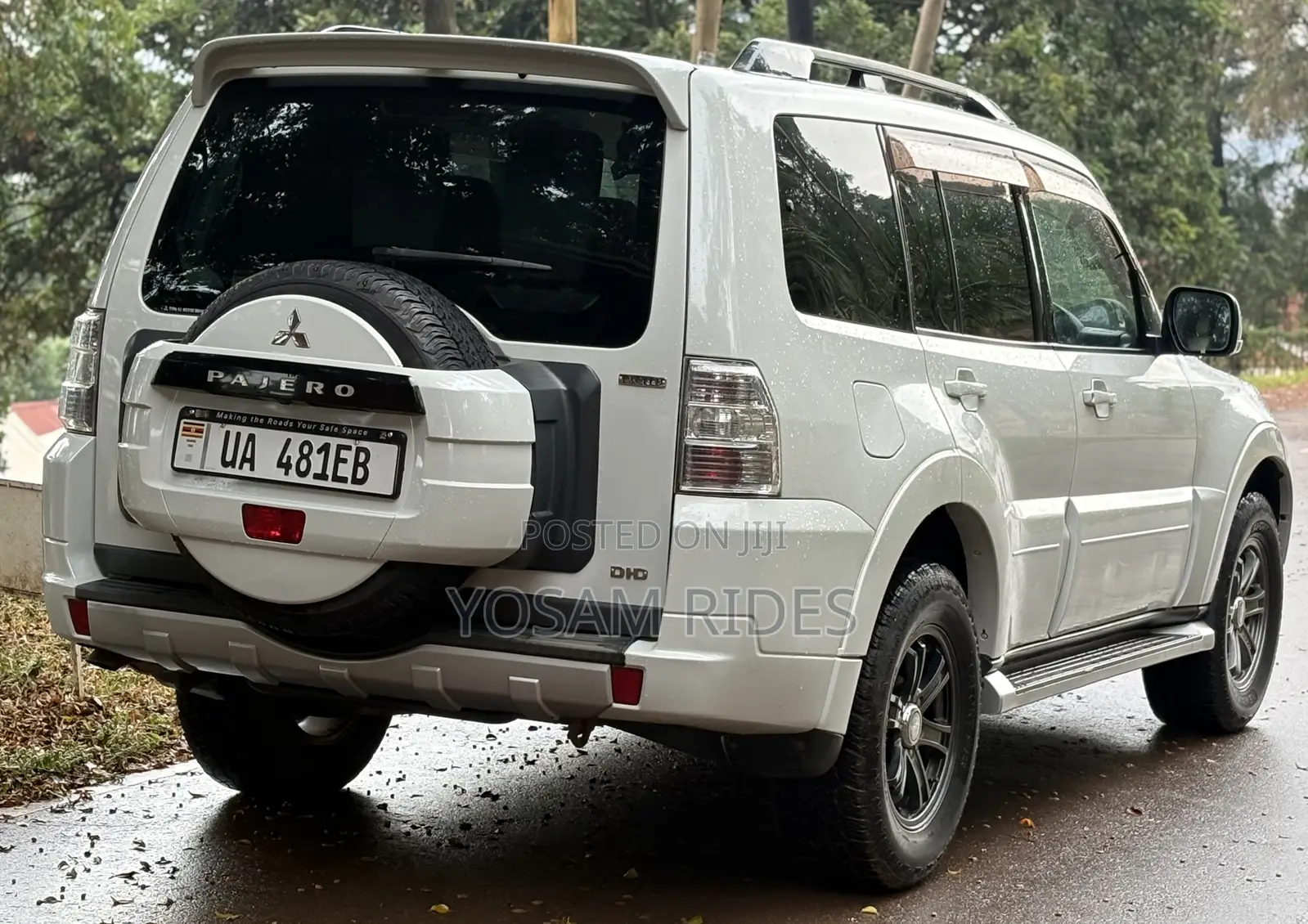 Mitsubishi Pajero 3.2 Di-Dc GLS 2012 White